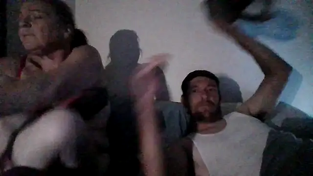 Misspriss75 online show from April 28, 2026, 4:39 am