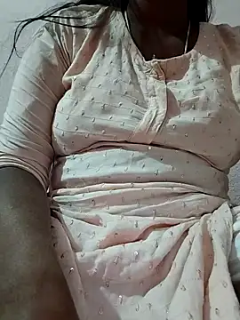 Snapshot of PRAPTITELUGU chatting on February 13, 2026, 9:20 am PRAPTITELUGU online show from February 13, 2026, 9:20 am