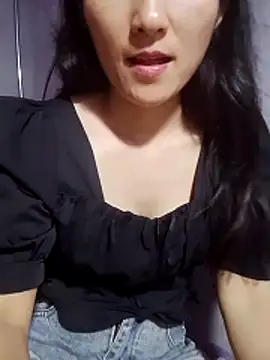 Asami 6868 online show from May 11, 2026, 4:04 pm