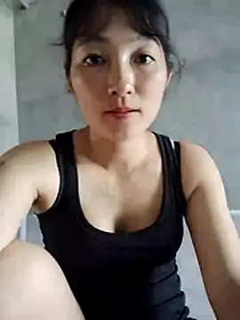 Asami 6868 online show from May 28, 2026, 4:09 am