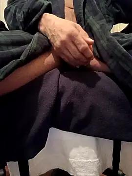 Snapshot of DucesWild23 chatting on February 26, 2026, 3:39 am DucesWild23 online show from February 26, 2026, 3:39 am