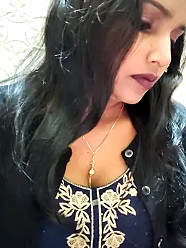 Snapshot of SA-K-SHI chatting on February 4, 2026, 5:08 pm SA-K-SHI online show from February 4, 2026, 5:08 pm