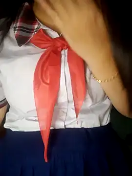 Snapshot of lina_loveee chatting on April 6, 2026, 6:09 pm lina loveee online show from April 6, 2026, 6:09 pm