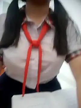 Snapshot of lina_loveee chatting on March 17, 2026, 7:22 am lina loveee online show from March 17, 2026, 7:22 am