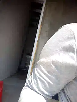 Snapshot of lina_loveee chatting on March 4, 2026, 7:05 am lina loveee online show from March 4, 2026, 7:05 am