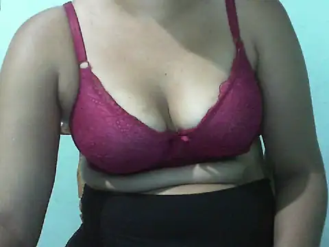 anacarada online show from February 21, 2026, 2:52 pm