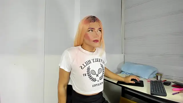 Sue blue online show from February 24, 2026, 1:17 am