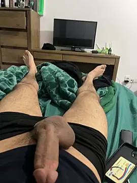 Snapshot of alexandrxlxx chatting on April 13, 2026, 8:13 pm alexandrxlxx online show from April 13, 2026, 8:13 pm