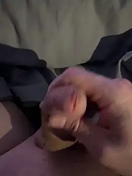 RohrVerleger00 online show from March 10, 2026, 7:51 pm