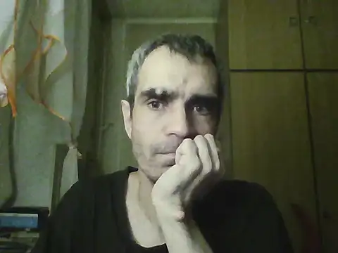 Snapshot of Gattuzoman85 chatting on January 17, 2026, 10:13 pm Gattuzoman85 online show from January 17, 2026, 10:13 pm