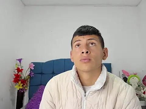 Snapshot of CoupleFire_ chatting on January 10, 2026, 2:01 pm CoupleFire online show from January 10, 2026, 2:01 pm