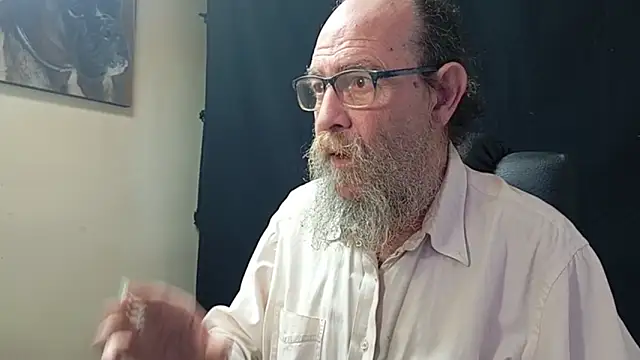 Uncle Hottie online show from April 10, 2026, 4:47 pm