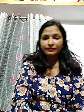 Snapshot of Priyaa_1433 chatting on June 21, 2026, 9:04 am Priyaa 1433 online show from June 21, 2026, 9:04 am