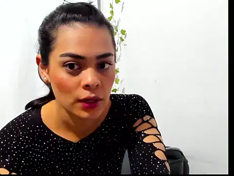 Antonella Gomez22 online show from May 7, 2026, 3:00 am