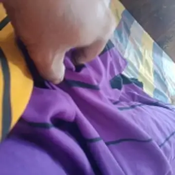 Srisex1985 online show from April 29, 2026, 5:33 am