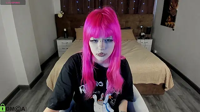 Mika Vatashi online show from February 21, 2026, 7:54 am