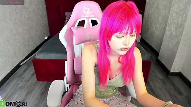 Mika Vatashi online show from February 24, 2026, 8:04 am