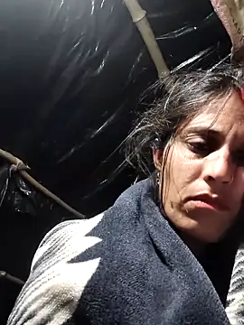 Bhavna8080 online show from February 9, 2026, 12:41 am