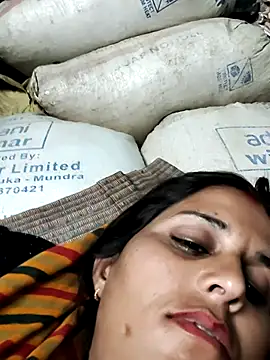 Snapshot of Bhavna8080 chatting on June 5, 2026, 10:04 pm Bhavna8080 online show from June 5, 2026, 10:04 pm