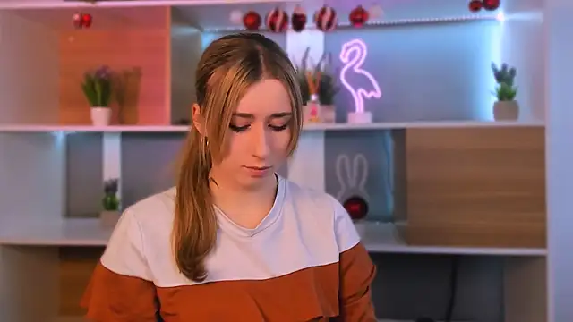 alice  blond online show from January 9, 2026, 10:22 am