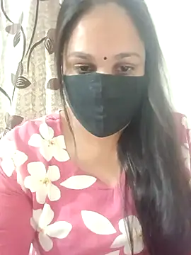 Snapshot of 01Roshani chatting on April 15, 2026, 8:31 pm 01Roshani online show from April 15, 2026, 8:31 pm