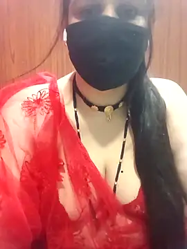Snapshot of 01Roshani chatting on April 30, 2026, 7:10 pm 01Roshani online show from April 30, 2026, 7:10 pm