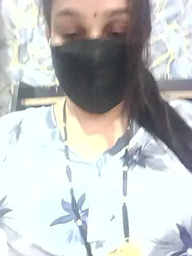 Snapshot of 01Roshani chatting on May 14, 2026, 8:55 am 01Roshani online show from May 14, 2026, 8:55 am
