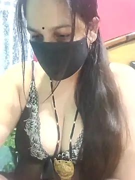 Snapshot of 01Roshani chatting on May 3, 2026, 8:01 pm 01Roshani online show from May 3, 2026, 8:01 pm