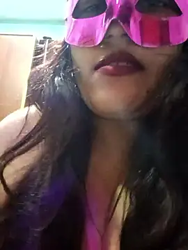 Snapshot of 01Roshani chatting on January 7, 2026, 6:07 am 01Roshani online show from January 7, 2026, 6:07 am