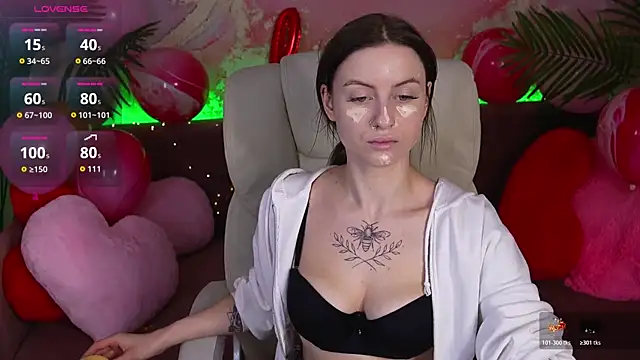 AlexaFleur online show from February 13, 2026, 6:57 am