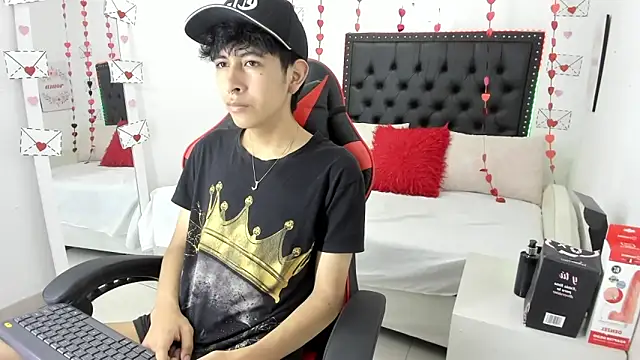 Snapshot of julian_xx chatting on February 23, 2026, 7:25 pm julian xx online show from February 23, 2026, 7:25 pm