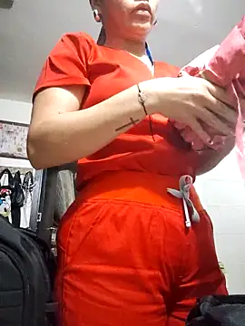 laperracobarde online show from March 14, 2026, 12:16 am