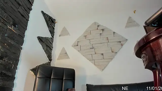 DUO OF DESIRE online show from January 11, 2026, 2:46 pm