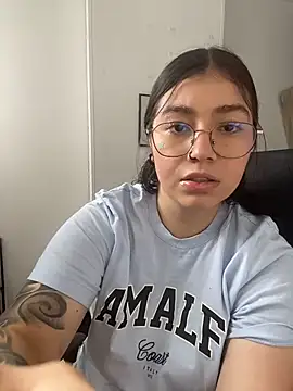 soffmoon online show from February 24, 2026, 9:04 pm