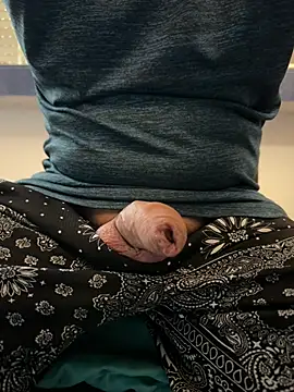 amonyak93 online show from February 20, 2026, 10:39 am