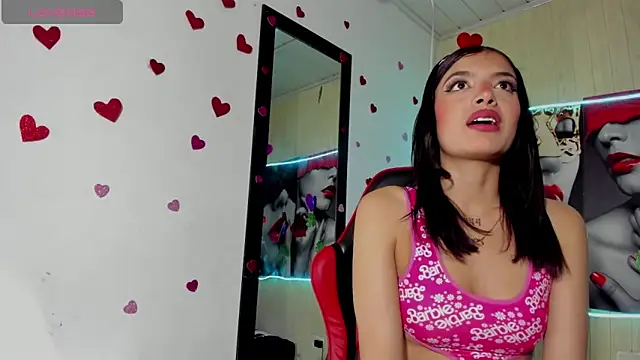 Snapshot of honeyluxe_ chatting on March 24, 2026, 6:35 am honeyluxe online show from March 24, 2026, 6:35 am