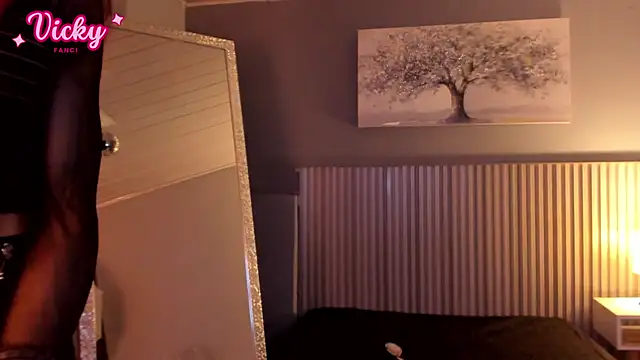 Snapshot of vicky_fant4sy chatting on February 10, 2026, 3:00 pm vicky fant4sy online show from February 10, 2026, 3:00 pm