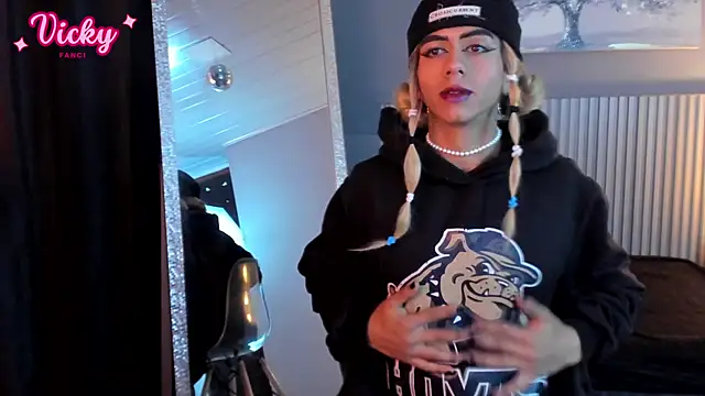 Snapshot of vicky_fant4sy chatting on February 6, 2026, 1:40 pm vicky fant4sy online show from February 6, 2026, 1:40 pm