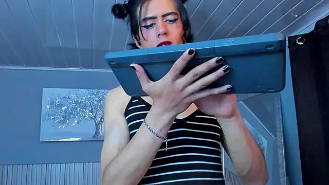 Snapshot of vicky_fant4sy chatting on April 15, 2026, 7:58 pm vicky fant4sy online show from April 15, 2026, 7:58 pm