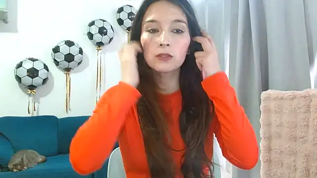 Almaglow  online show from July 7, 2026, 1:58 pm