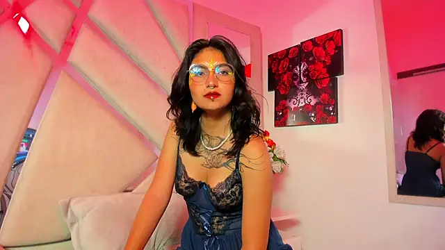 Snapshot of velvet_mystic chatting on March 20, 2026, 3:40 am velvet mystic online show from March 20, 2026, 3:40 am