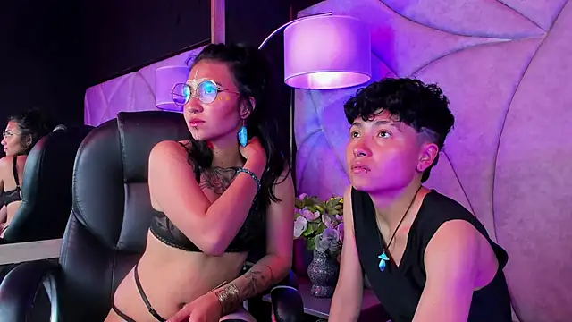 Snapshot of velvet_mystic chatting on March 30, 2026, 12:56 am velvet mystic online show from March 30, 2026, 12:56 am