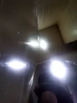 Snapshot of Coxxxxxx31 chatting on January 7, 2026, 12:04 am Coxxxxxx31 online show from January 7, 2026, 12:04 am