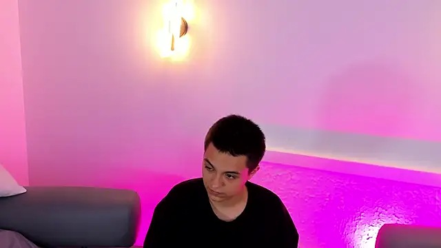 RicciRizzo online show from March 26, 2026, 1:26 am