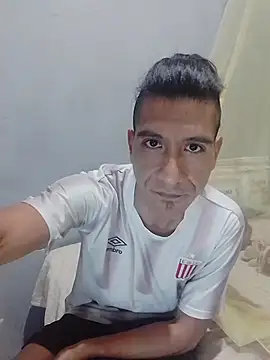 Rodrigohernan19 online show from May 23, 2026, 4:22 am