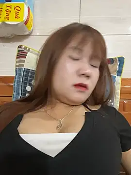 Snapshot of Liness101 chatting on March 27, 2026, 2:42 am Liness101 online show from March 27, 2026, 2:42 am