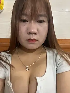 Snapshot of Liness101 chatting on April 7, 2026, 2:35 am Liness101 online show from April 7, 2026, 2:35 am