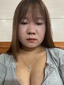 Snapshot of Liness101 chatting on March 13, 2026, 2:27 am Liness101 online show from March 13, 2026, 2:27 am