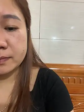 Snapshot of Liness101 chatting on February 23, 2026, 1:51 am Liness101 online show from February 23, 2026, 1:51 am