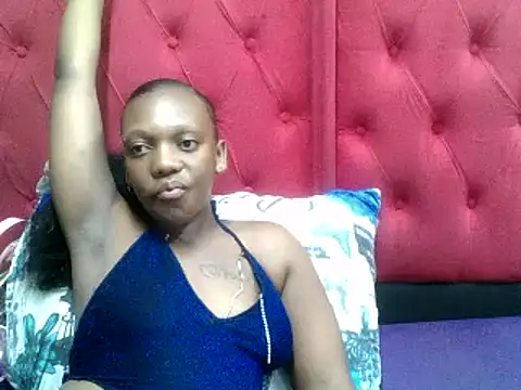 Snapshot of brownskingirl25 chatting on January 5, 2026, 8:01 pm brownskingirl25 online show from January 5, 2026, 8:01 pm